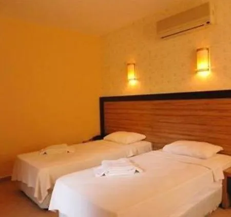 Ayvalik Beach Hotel 3* Ayvalı