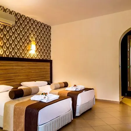 Ayvalik Beach Hotel Szálloda Ayvalı