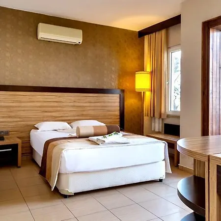 Szálloda Ayvalik Beach Hotel 3*