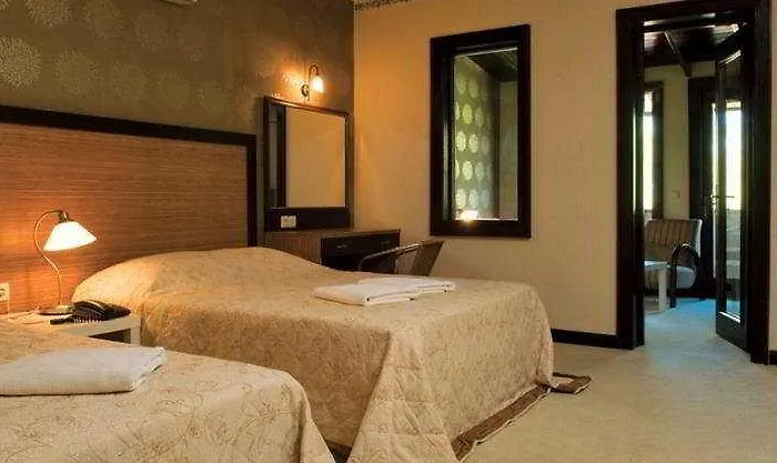 Ayvalik Beach Hotel 3* Ayvalı